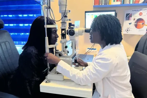 Clinical eye services